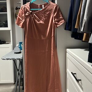 Elegant Pink Midi Dress